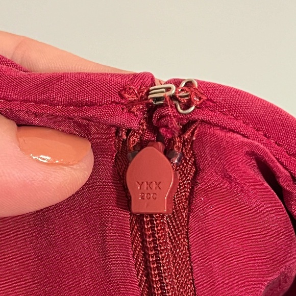 MARCHESA NOTTE • CRYSTAL ENCRUSTED SLEEVE • SILK DRESS - Picture 4 of 7